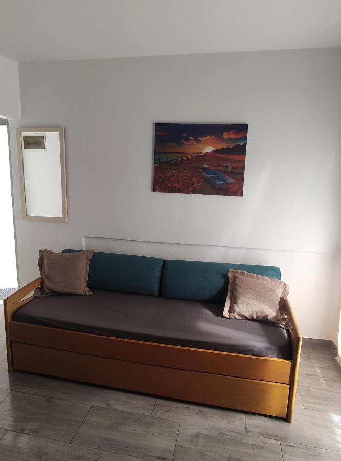 Helena'S Studio Agia Triada Exterior photo